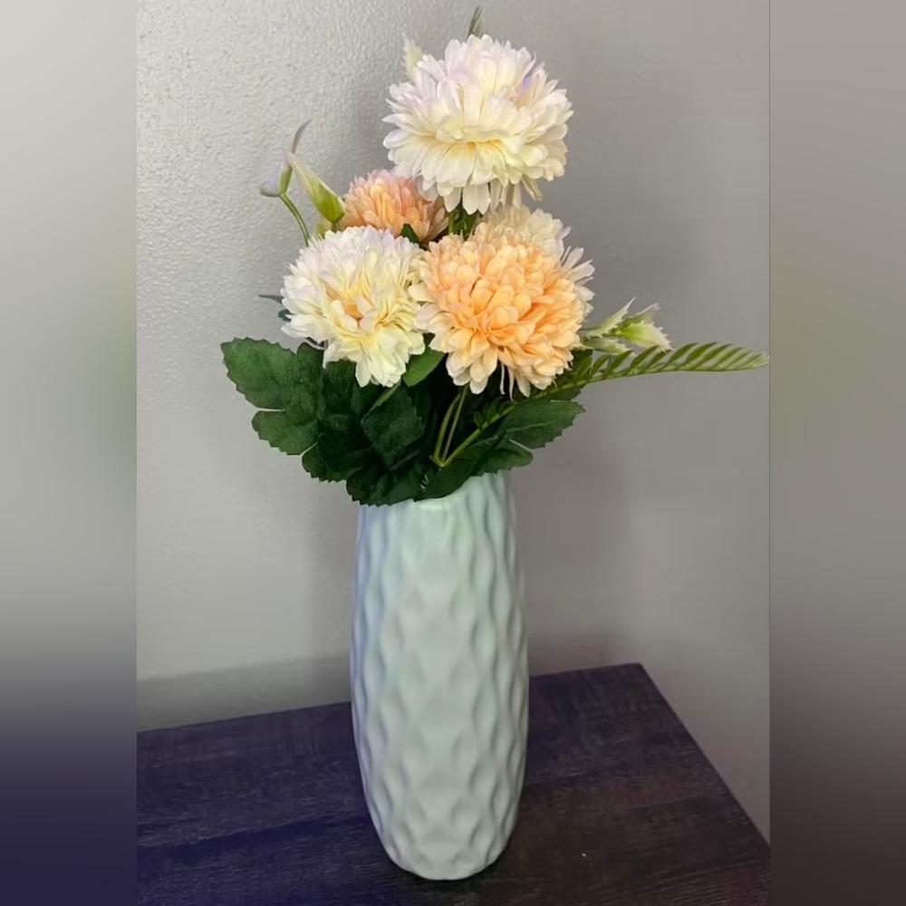 Nordic Style Plastic Vase In Sage Green BNIB